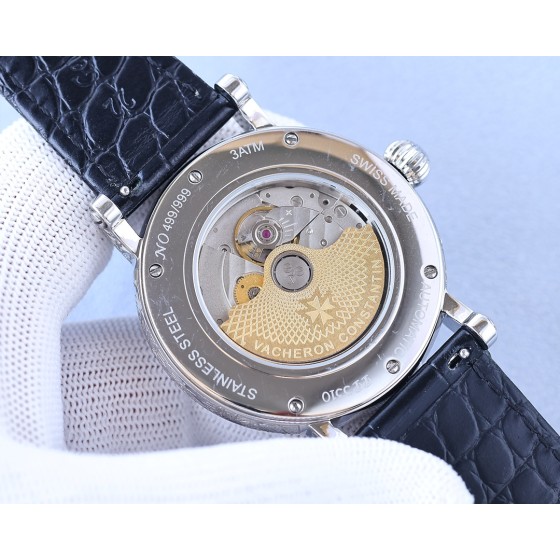 Vacheron Constantin Hand-engraved watches