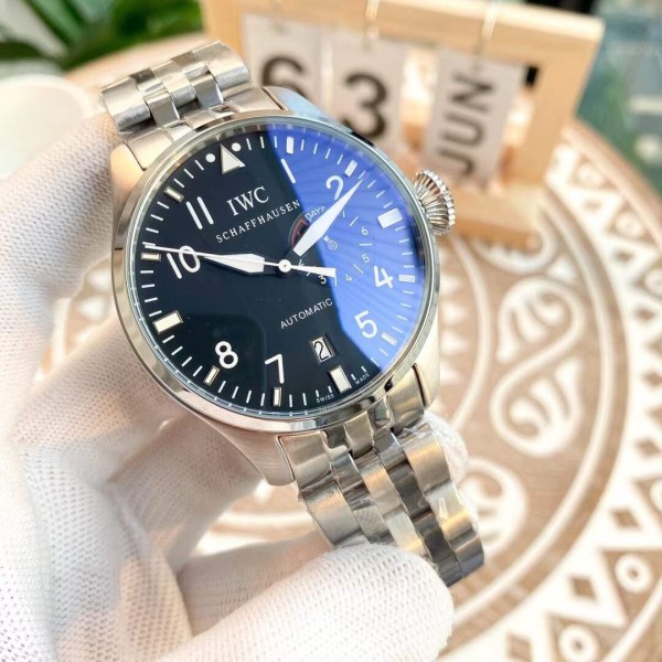 IWC- Vanguard - Men's Watch Mechanical Automatic Movement Mineralized Glass 316L Stainless Steel Case