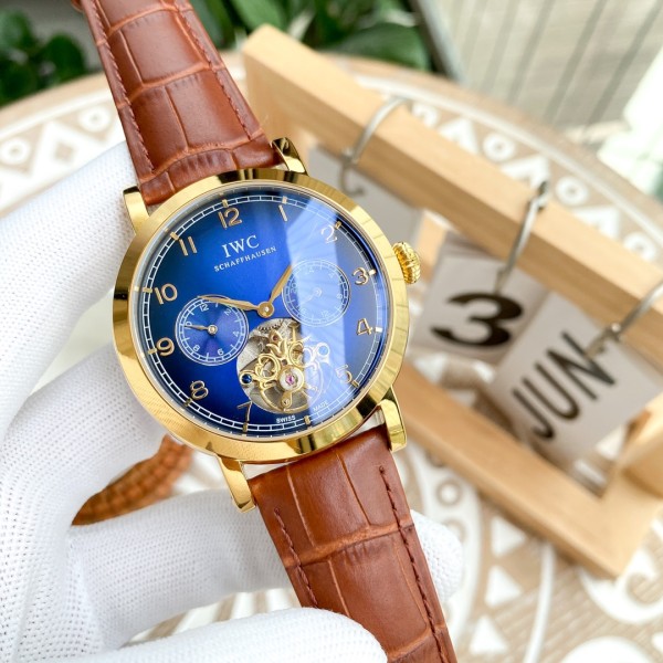 IWC- Fine men's watches Fully automatic mechanical movement, top 316 steel case and strap