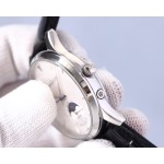 Jaeger-LeCoultre Master Ultra-thin Moonphase