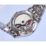 Jaeger-LeCoultre Master Ultra-thin Moonphase