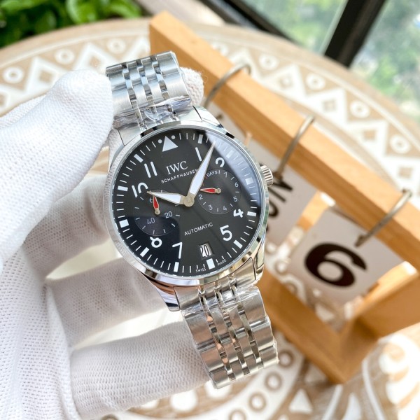 IWC- Las Vegas Roulette Top 316 stainless steel case strap with mineral super mirror