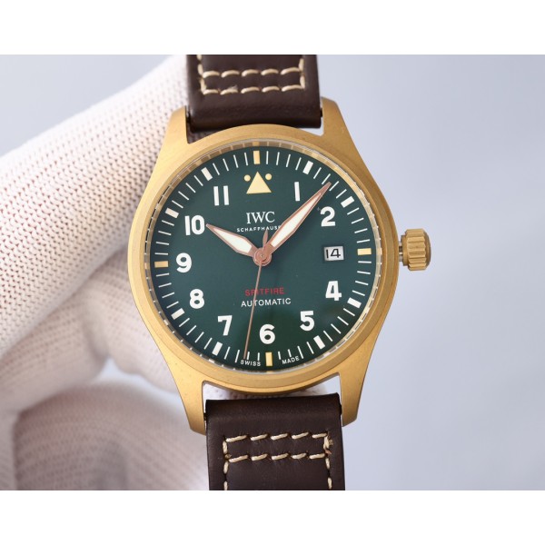 IWC- Spitfire Pilot's Watch Chronograph Movement: the powerful and stable Shanghai caliber 7750