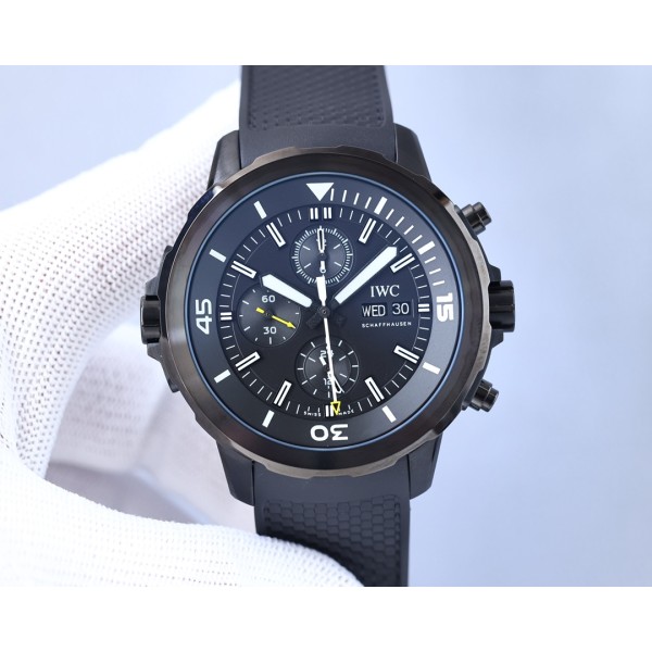 IWC- Aquatimer "Jacques-Yves Cousteau Adventure Special Edition IW376805 Cousteau Adventure Special Edition IW376805