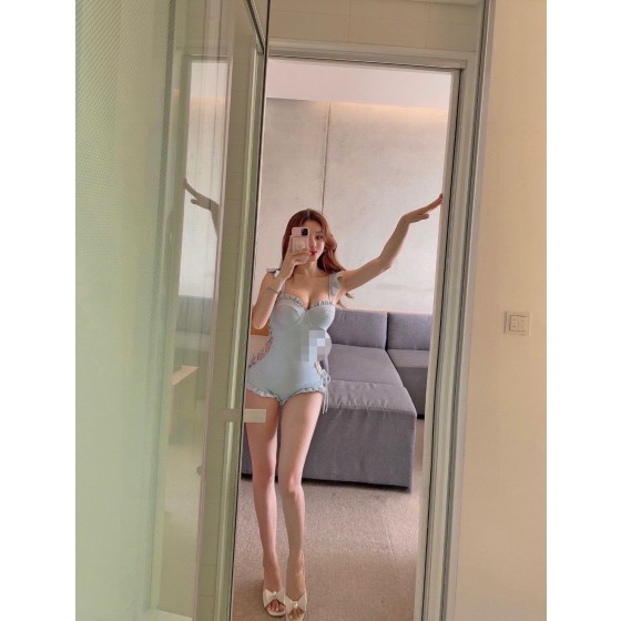 miumiu缪缪公主风连体泳衣