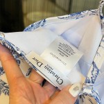 迪奥吊带聚拢连体泳衣