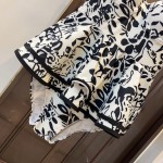 迪奥 新款钢圈连体泳衣