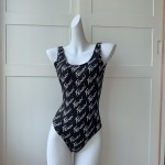 Fendi's latest style, double FF letters