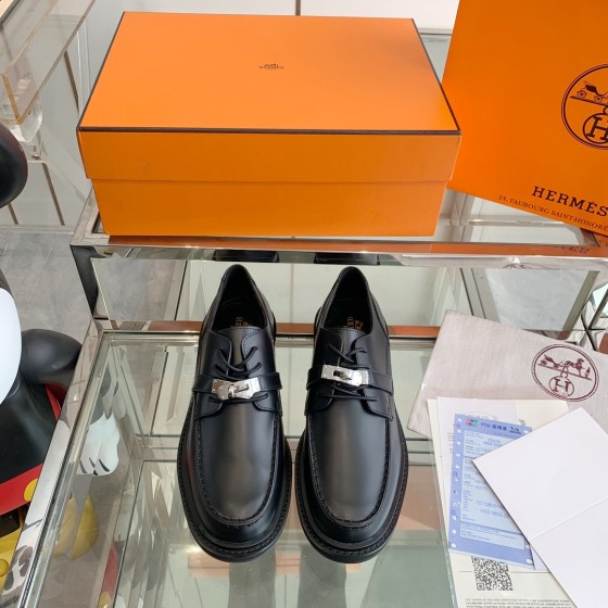 Hermes frist loafers