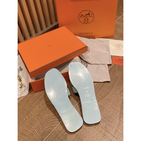 Hermes new revision of the first layer of cowhide