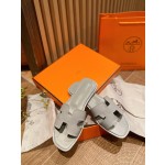 Hermes new revision of the first layer of cowhide