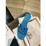 Hermes Pig Nose Classic Slippers