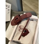 Hermes Pig Nose Classic Slippers