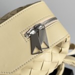 Bottega Veneta BV Woven Shoulder Bag Oatmeal #653118