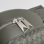Bottega Veneta BV Braided Shoulder Bag Original Wild Green #653118