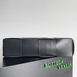 Bottega Veneta BV Torte Bag Large New Black with Brown #620623