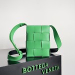 Bottega Veneta BV Mobile Phone Bag Parrot Green/Black #729298
