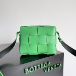 Bottega Veneta BV Men's Camera Bag Parrot Green with Black #730027