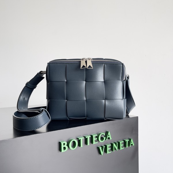 Bottega Veneta BV Men's Camera Bag navy blue #730027