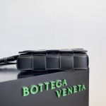 Bottega Veneta bv Cassette embroidered thread five compartment leather handbag black white thread #758105