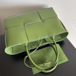 Bottega Veneta bv torte bag grained green pepper green large #609175