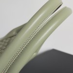 Bottega Veneta bv vegetable basket medium Travertine green #608810