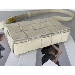 Bottega Veneta Cassette 5-panel lychee print white #666870