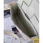 Bottega Veneta Cassette 5-panel lychee print white #666870