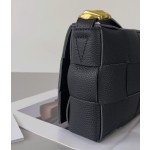 Bottega Veneta Cassette 5-panel lychee print black #666870