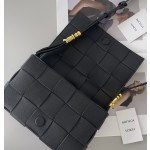 Bottega Veneta Cassette 5-panel lychee print black #666870