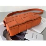 Bottega Veneta Cassette 5-panel lychee print Maple Brown #666870