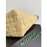 Bottega Veneta Straw Torte #730874