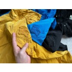 Burberry...Explosive new series of three-color horse knight jackets