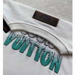 Louis Vuitton...Heavy Industry Gradient Beaded Beaded Short Sleeve T