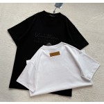 Louis Vuitton...Imitation round pearl mother-of-pearl🐚high temperature pressing big letter T-shirt