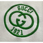 Gucci...Green Collar Contrasting Color Green Embroidered Round Neck Short Sleeves