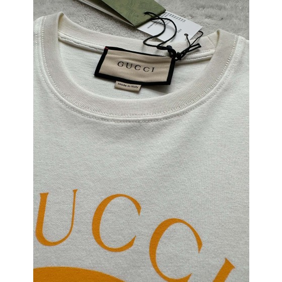 Gucci…Golden Circle Print Round Neck Short Sleeves