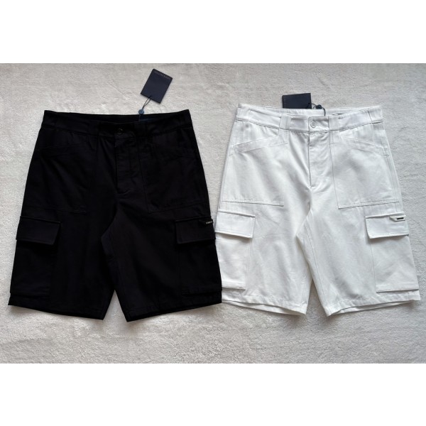 Louis Vuitton's new universal collocation tooling small standard shorts