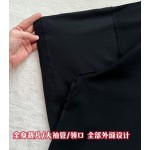 Balenciaga's new double-sided embroidery short sleeves