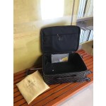 LOUIS VUITTON trapezoidal pull rod