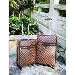 LOUIS VUITTON trapezoidal pull rod