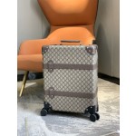GUCCi trolley case