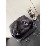 𝗖𝗛𝗔𝗡𝗘𝗟 trolley case