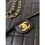 Western Europe 𝗖𝗛𝗔𝗡𝗘𝗟 Double chain trolley case with rhombus lid