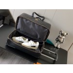 Western Europe 𝗖𝗛𝗔𝗡𝗘𝗟 Classic Lingel Box