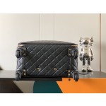 Western Europe 𝗖𝗛𝗔𝗡𝗘𝗟 Classic Rhombus Large Double C Trolley Case