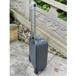 LOUIS VUITTON trapezoidal pull rod