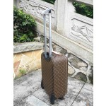 LOUIS VUITTON trapezoidal pull rod