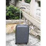 LOUIS VUITTON trapezoidal pull rod