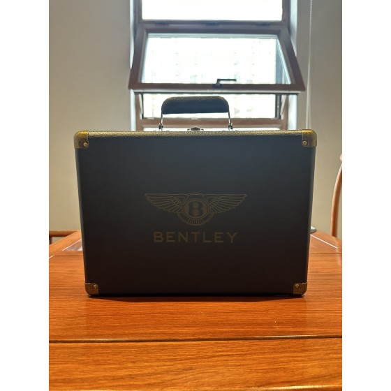 Bentley vinyl record player